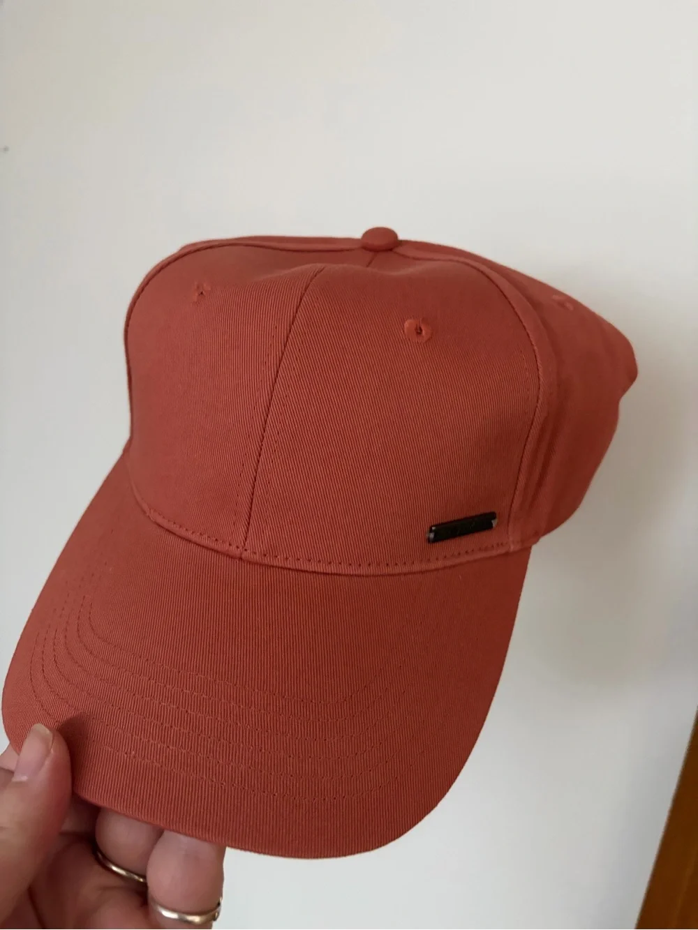 Calvin Klein 100% cotton baseball Hat one size NWT